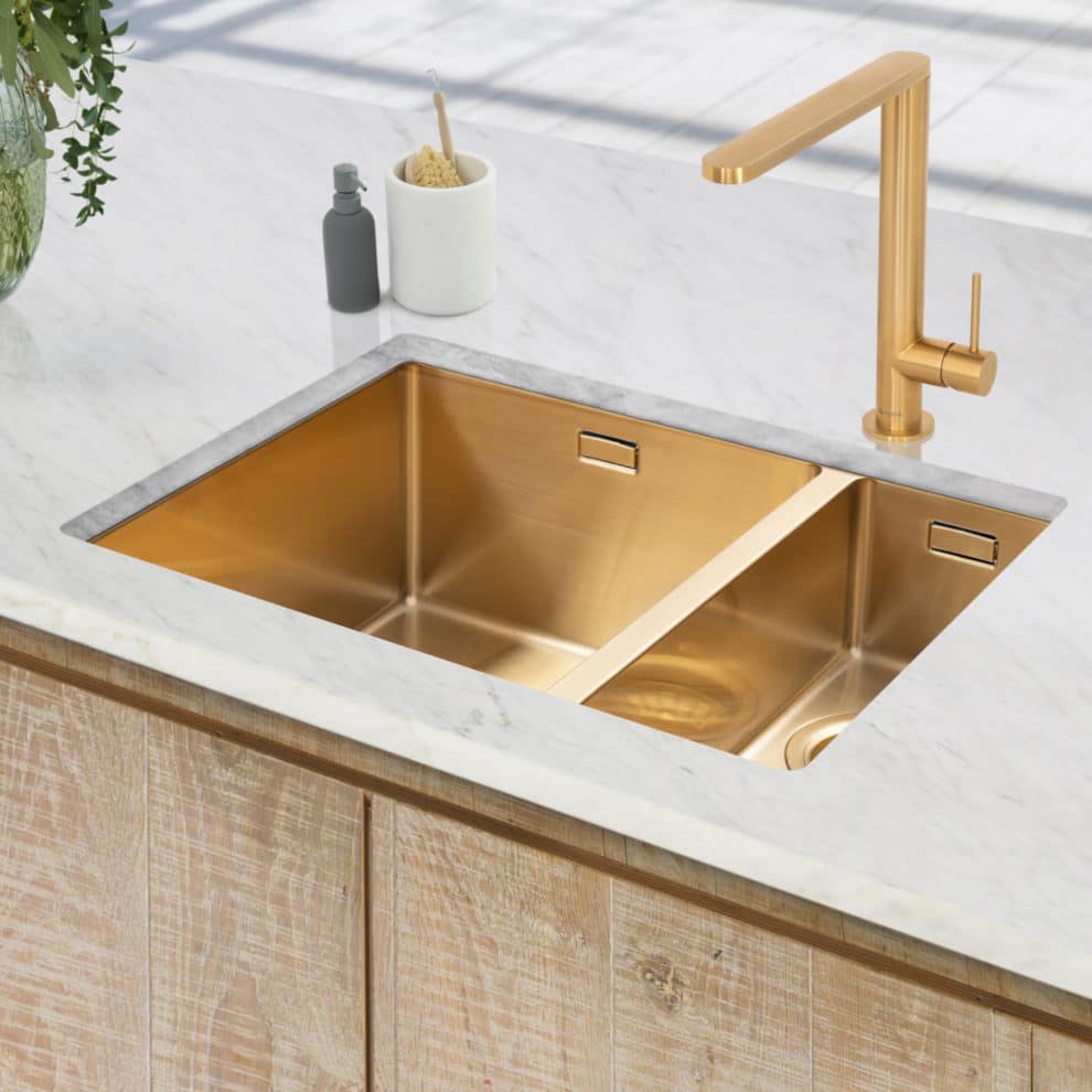 Mode Right handed Inset or Undermounted Sink in gold