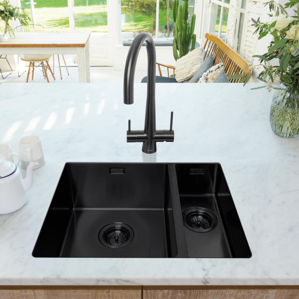 Mode Right handed Inset or Undermounted Sink in black steel