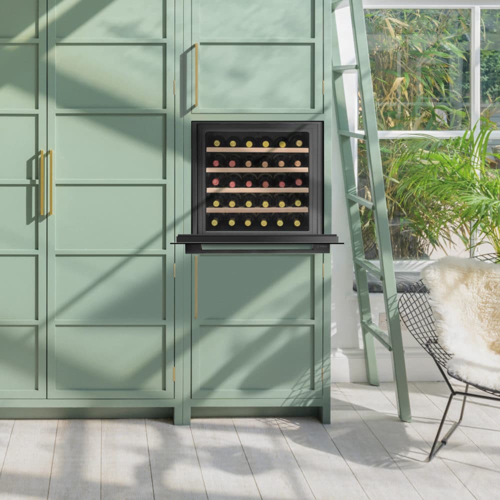 Built-in Single Zone Wine Cabinet with Soft Close in Gunmetal