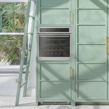 Built-in Single Zone Wine Cabinet with Soft Close in Stainless Steel