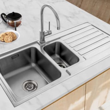 Stainless Steel Sink with single control tap