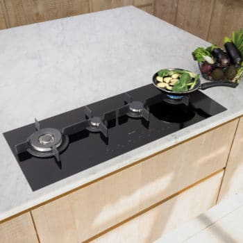 Touch control gas-on-glass hob