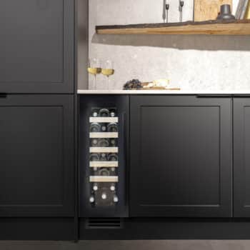 Undercounter Single Zone Wine Cooler Black Glass