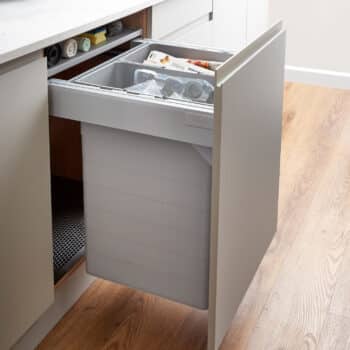 Pull-Out Bin 88.2 Litres